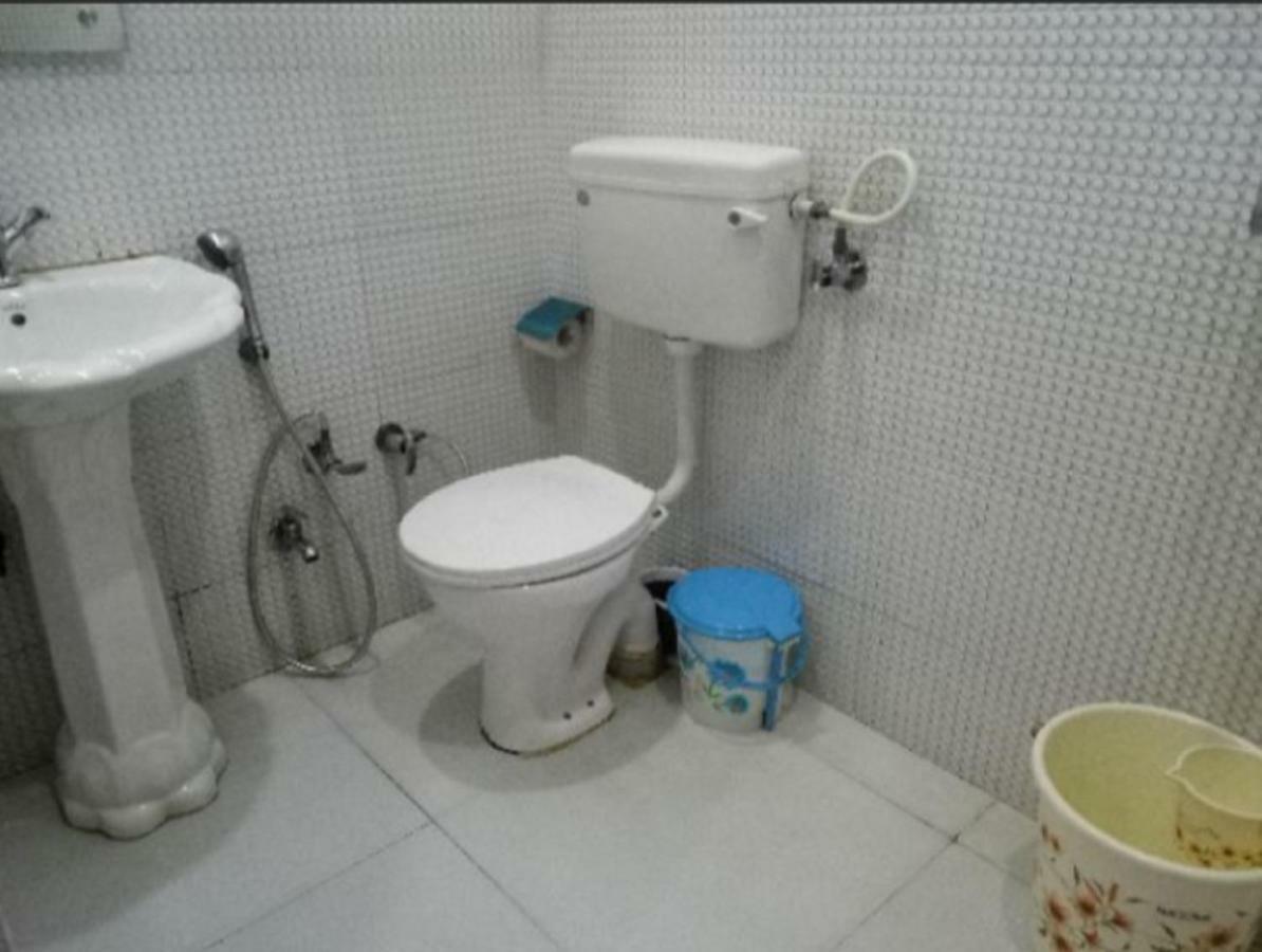 Taj Square A Luxurious Family Homestay Agra  Εξωτερικό φωτογραφία